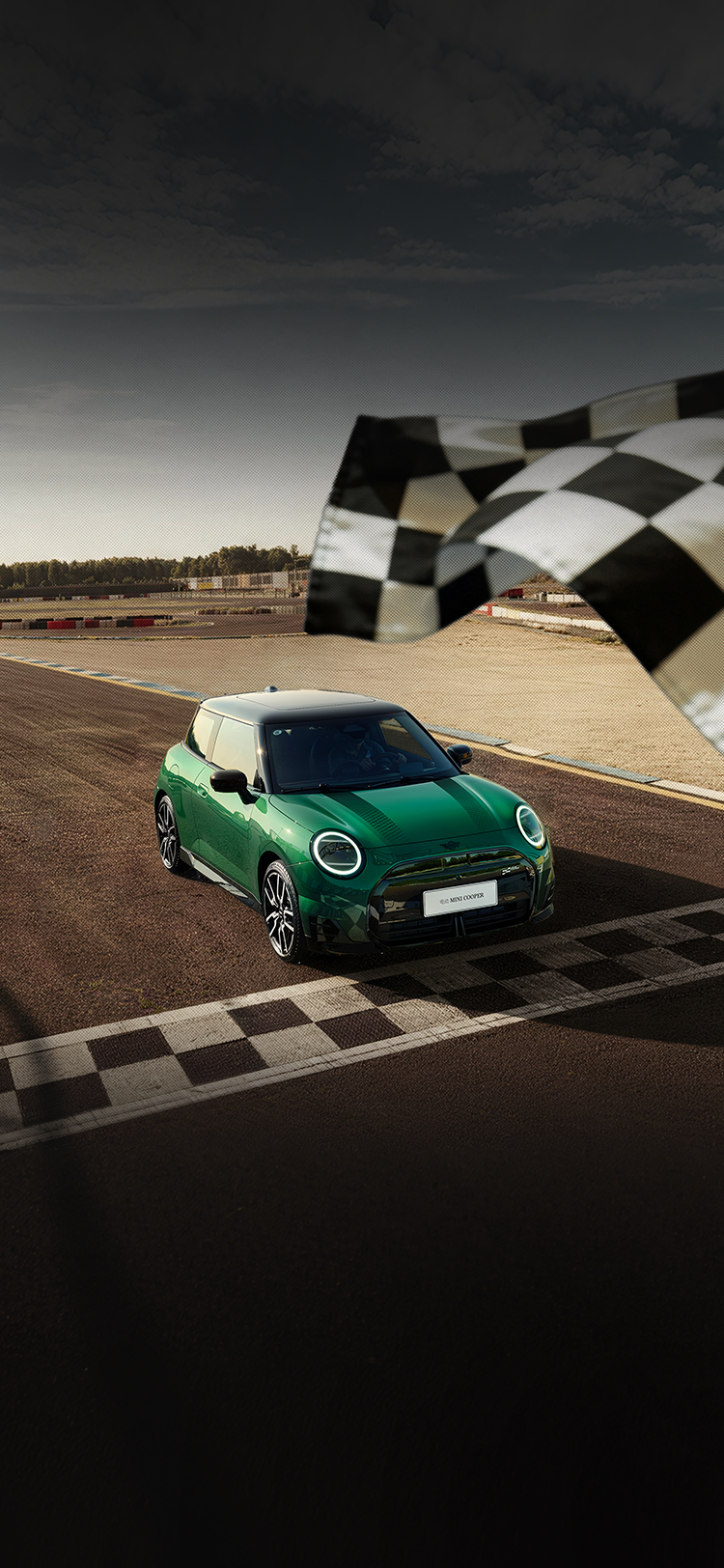 电动 MINI COOPER 赛车手 焕新登场