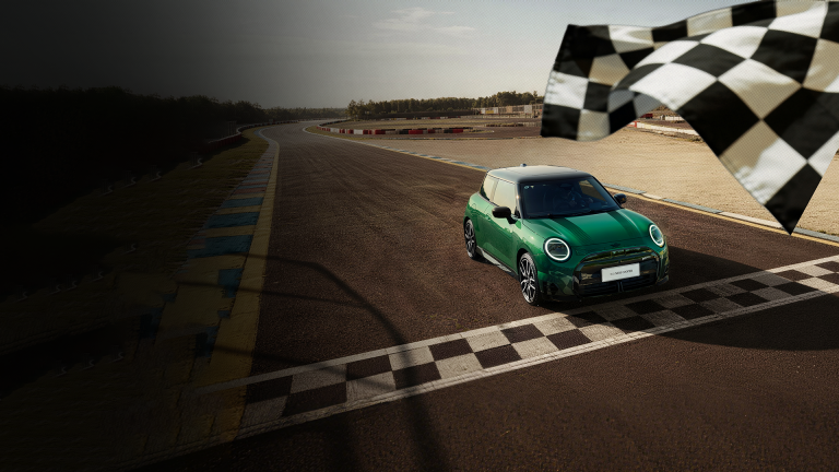电动 MINI COOPER 赛车手 焕新登场