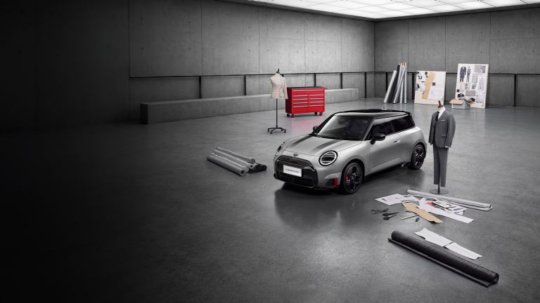电动 MINI JCW  缎光特别版